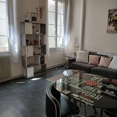 Malesherbes Apartament *